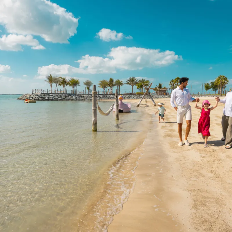 bab-al-nojoum-hudayriyat-beach.jpg